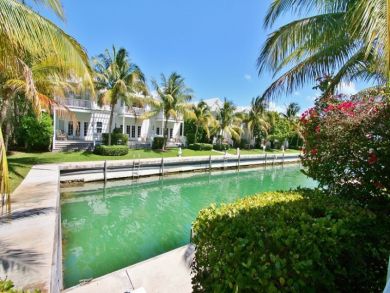 Marathon Lovely A Classy Residence Call Topday Marathon Lovely A Classy Residence Call Topday